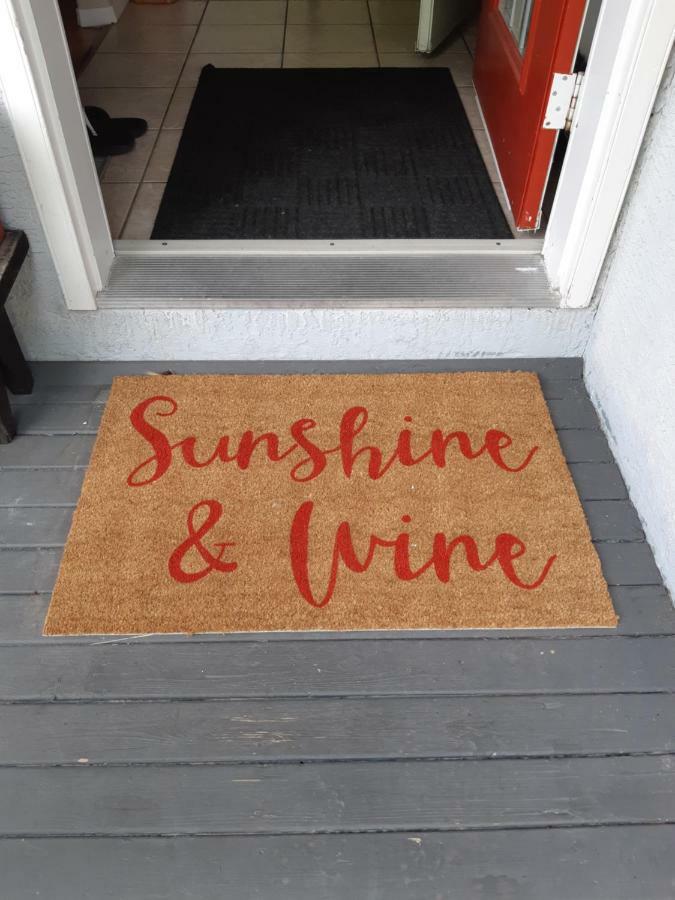 Hotel Sunshine And Wine Loft à Penticton Extérieur photo